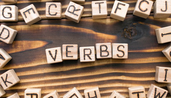 verbs written in scrabble Verb and Tenses mistakes