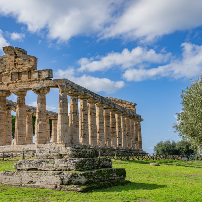 paestum temples in italy